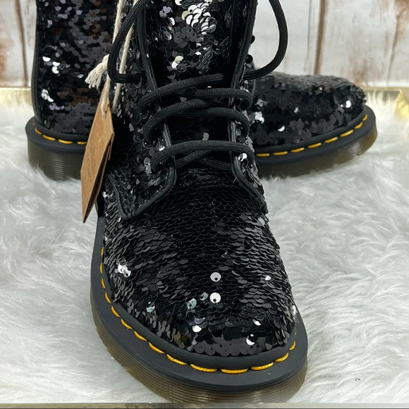 Dr.Martens 1460 Pascal Reversible Flipped Sequin Black/Silver Boots NEW - Picture 9 of 15